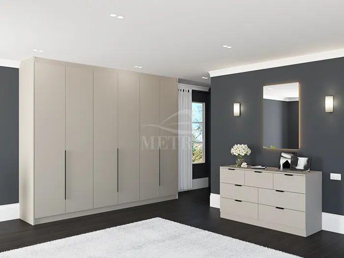 Fitted_Hinged_Door_Wardrobes1.webp