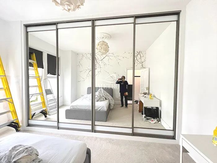 mirror-sliding-wardrobes.webp